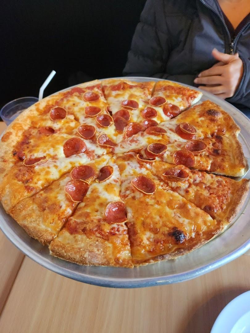 Filippou's Twisted Pizza